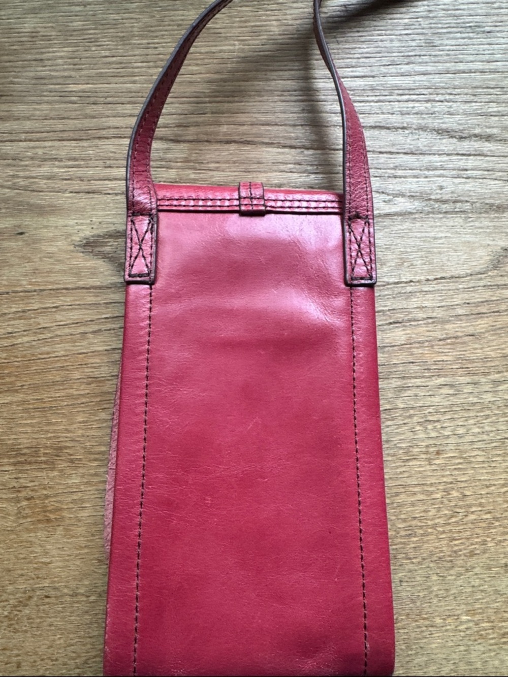 Hobo Women's Red Leather Crossbody Phone Wallet - Picture 5 of 5